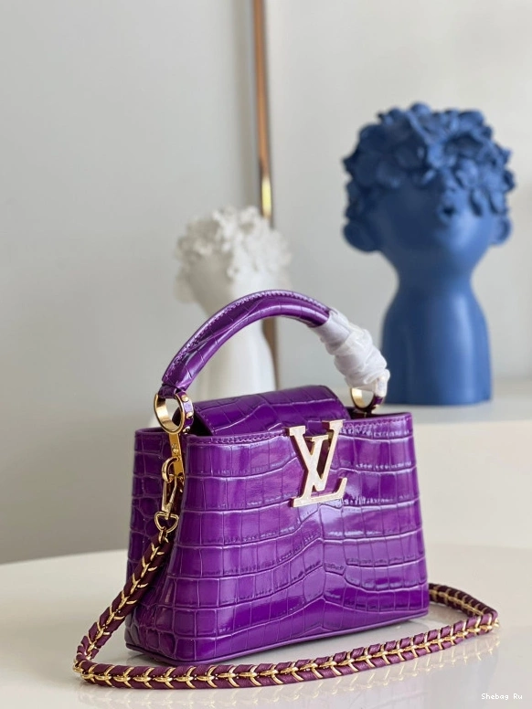 MINI LOUIS CAPUCINES VUITTON 0816